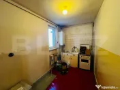 Apartament 3 camere, etaj intermediar, zona Dâmbu