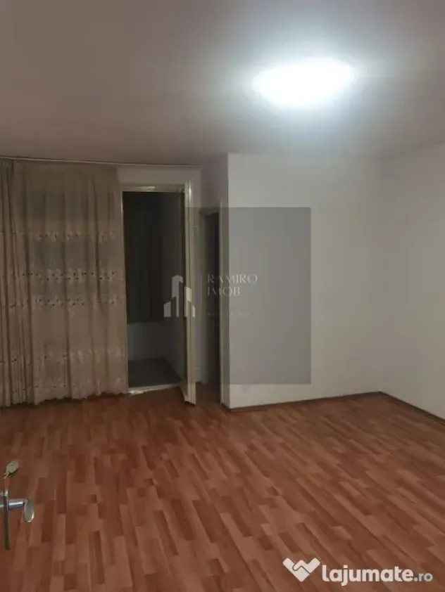 Garsoniera 31mp - etaj3 -lift -8 min de mers Metrou Aparatorii Patriei - Bucuresti (Bucuresti-Ilfov)