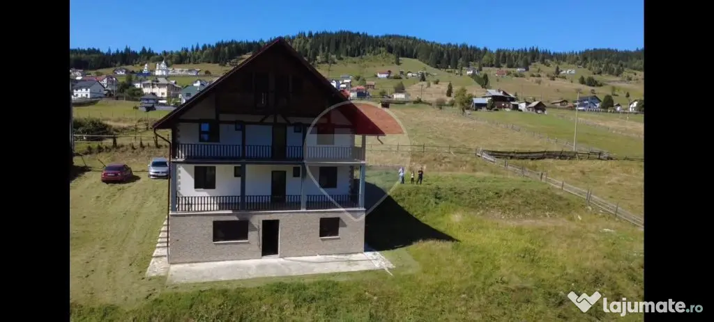 Vilă nouă 495mp, situată in bazinul Dornelor - Mestecanis (Suceava)