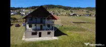 Vilă nouă 495mp, situată in bazinul Dornelor