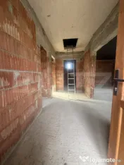Casă P+pod, teren 580 mp, Vulcana-Pandele – construcție