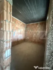 Casă P+pod, teren 580 mp, Vulcana-Pandele – construcție