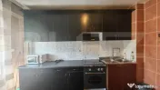 Apartament cu 3 camere zona Centrul Civic, de inchiriat
