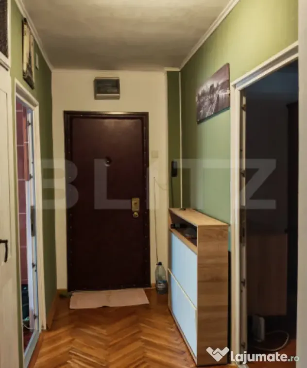 Apartament cu 3 camere zona Centrul Civic, de inchiriat - Oradea (Bihor)