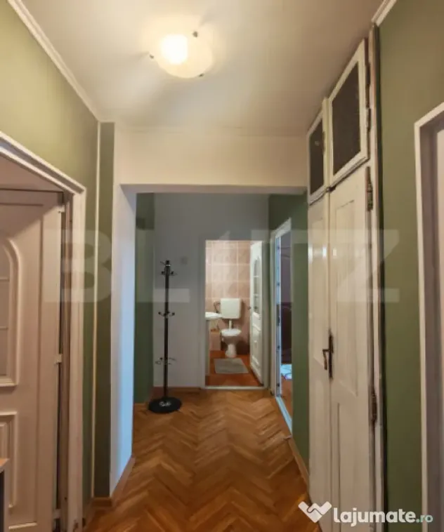 Apartament cu 3 camere zona Centrul Civic, de inchiriat - Oradea (Bihor)