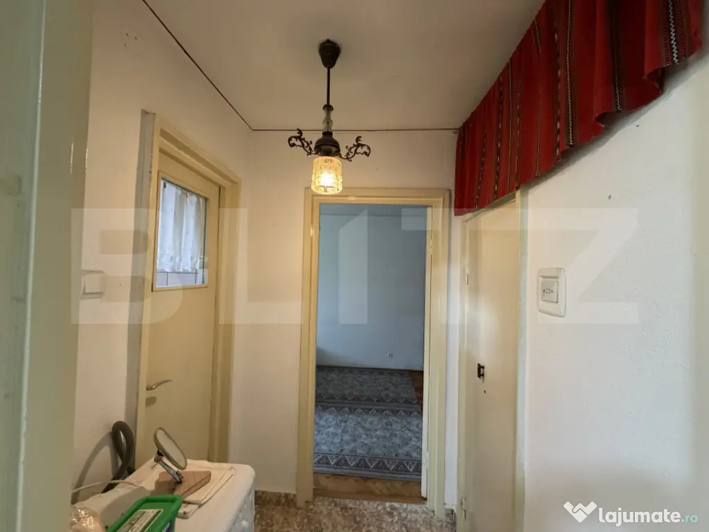 Apartament 2 camere , etaj 2, zona Garofitei - Targu Jiu (Gorj)