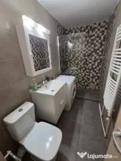 Muncii metrou Apostol mărgărit etaj 2