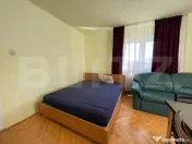 Garsoniera, 35 mp, pat matrimonial, zona UMF