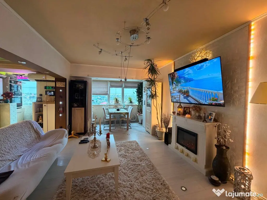 4 camere ultracentral modernizat-living openspace - Galati (Galati)