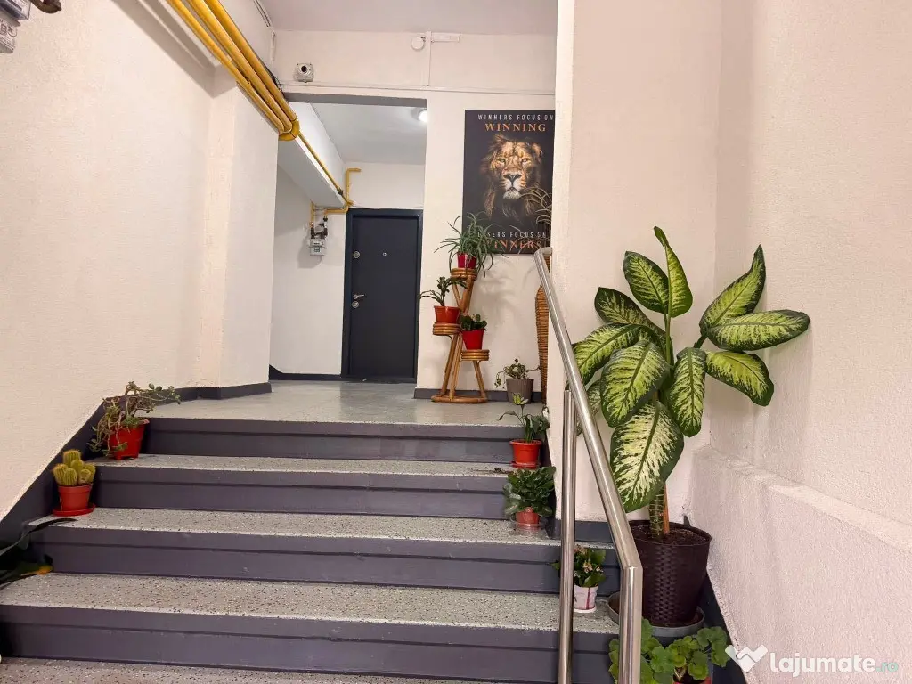 4 camere ultracentral modernizat-living openspace - Galati (Galati)