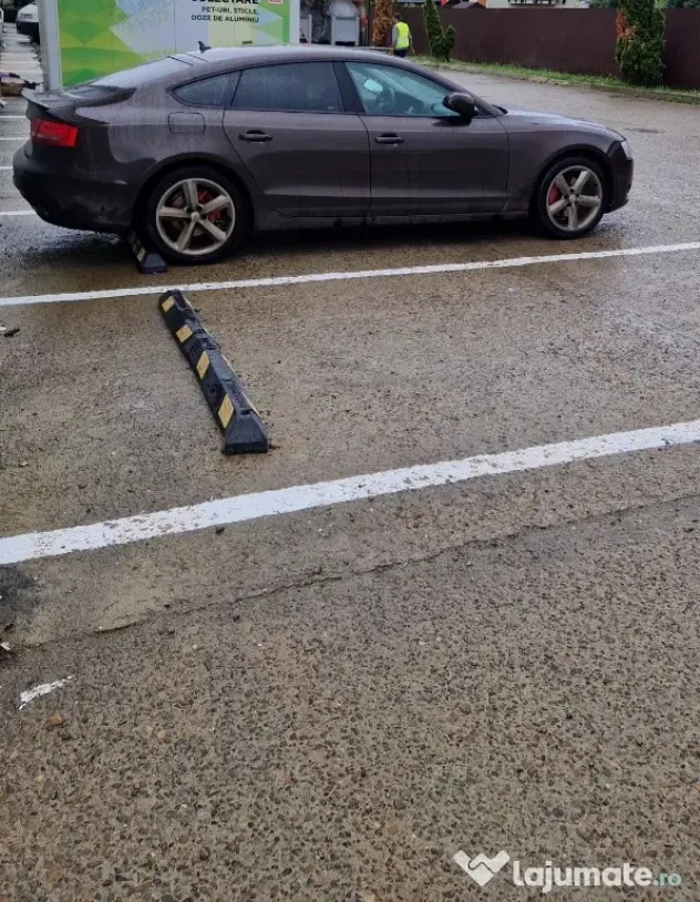 Vand Audi A5 2011