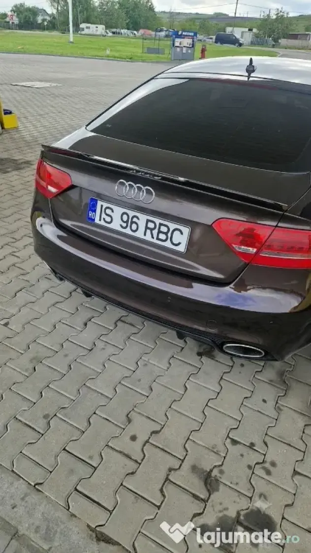 Vand Audi A5 2011