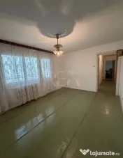 3 camere, 1/4, 67 mp-Apusului-Str. Floarea Rosie 