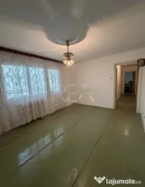 3 camere, 1/4, 67 mp-Apusului-Str. Floarea Rosie