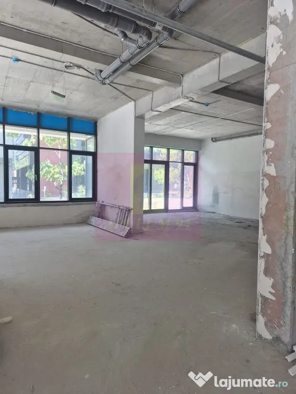 Spațiu comercial de închiriat în Pipera | 271 mp | 6 locuri de parcare - Voluntari (Bucuresti-Ilfov)