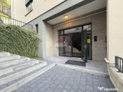 Apartament cu 2 camere de vânzare cu gradina proprie si parcare 