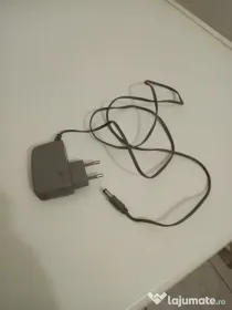 Alimentator router wireless