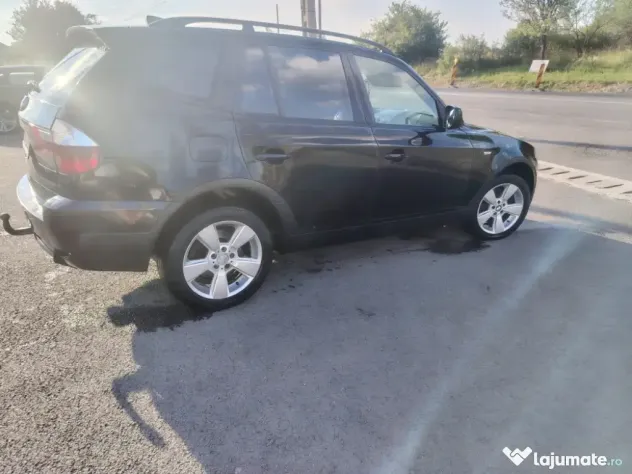Vând BMW x3