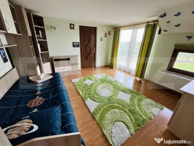 De închiriat: Casă spațioasă cu 4 dormitoare și curte ? - Turda (Cluj)