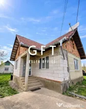 Doua case + 58 ari teren intravilan - 79.000€ | Reteag, BN