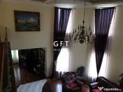 Casa de vanzare, 14 camere+teren 3500 mp, piscina interioara