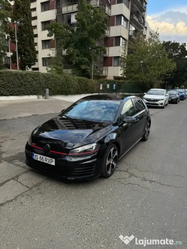Volkswagen Golf 7 GTI Performance