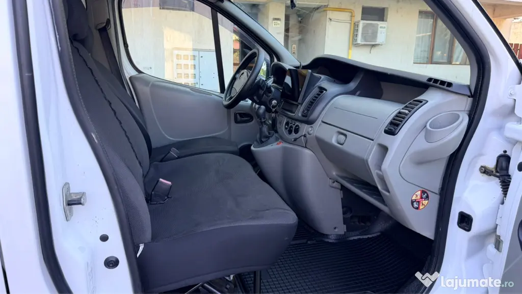 Opel Vivaro 2011 115cp