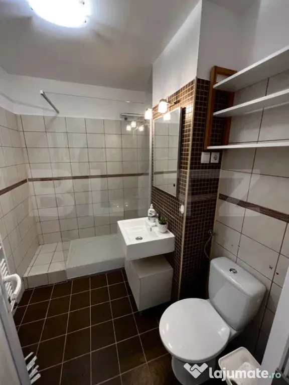 Apartament de inchiriat - 4 camere - Zona Umf - Targu Mures (Mures)