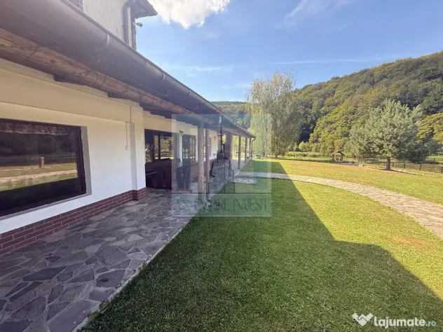 Complex Turistic activ, 2 lacuri ,teren 16800 mp -zona Valea Dobârlău - Valea Dobarlaului (Covasna)