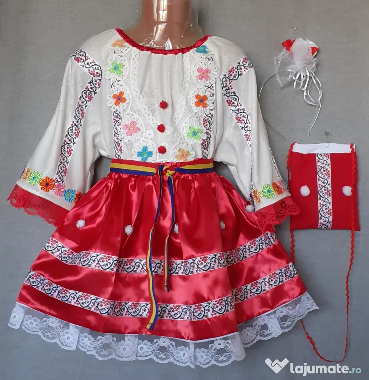 Costum popular pentru copii 4-5-6-7 ani