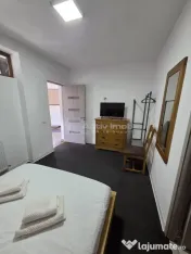 Vila cu 3 apartamente, spalatorie, teren 316 mp, Fedelesoiu, 