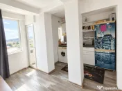 Garsonieră 32 mp, mobilată și utilată, cu centrală term