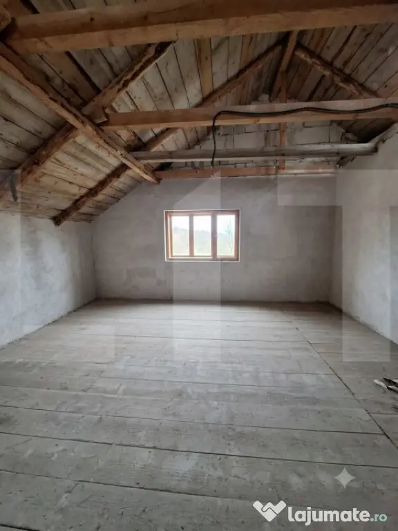 Casă Spațioasă 353 mp, Construcție Solidă din BCA, Tere - Braesti (Botosani)