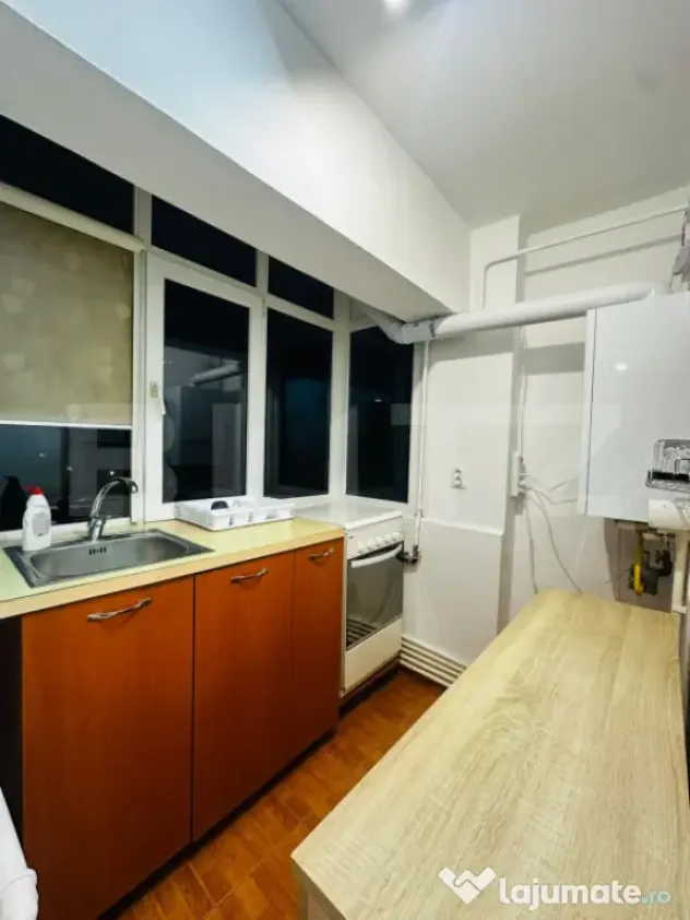 Apartament 2 camere, centrala si AC, zona Calea Bucuresti - Craiova (Dolj)