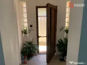Casa individuala cu 6 camere de vanzare in zona Dambovita 