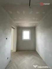 Casa 5 camere, pompa de caldura - zona linistita - Ghiroda - 