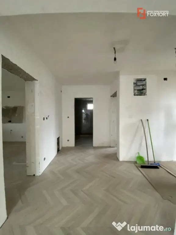 Casa 5 camere, pompa de caldura - zona linistita - Ghiroda - - Ghiroda (Timis)