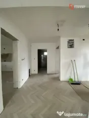 Casa 5 camere, pompa de caldura - zona linistita - Ghiroda - 
