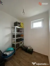 Casa 5 camere, pompa de caldura - zona linistita - Ghiroda - 
