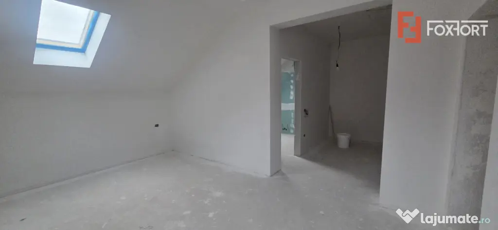 Duplex spatios cu 5 camere de vanzare, zona Mosnita Noua - Mosnita Noua (Timis)