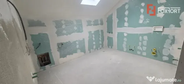 Duplex spatios cu 5 camere de vanzare, zona Mosnita Noua - Mosnita Noua (Timis)