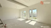 Duplex de vanzare pe parter, 3 camere - Mosnita Veche - Cent 