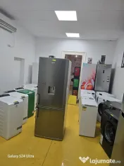 frigider, pe alb sau gri. Clasă energetică foarte bună. 