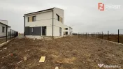 Duplex cu 5 camere si 380 mp teren cu panouri fotovoltaice - 