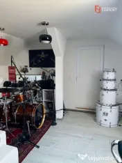 Casa individuala 5 camere si 4 locuri de parcare in Giroc 