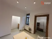 COMISION 0% Apartament cu 3 camere, cladire istorica - zona 