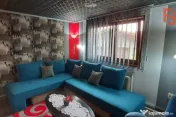Casa individuala, 6 camere, curte comuna, zona Kiriac - Kauf 