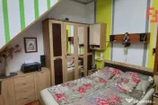 Casa individuala, 6 camere, curte comuna, zona Kiriac - Kauf 