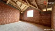 Duplex cu 4 camere si teren de 372 mp - zona Sanandrei 