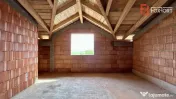 Duplex cu 4 camere si teren de 372 mp - zona Sanandrei 